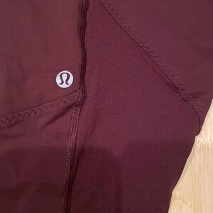 Lululemon Maroon Cropped Leggings - Size 4